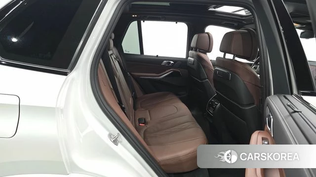 BMW X5 (G05) 2025 Белый из Кореи, фото 3