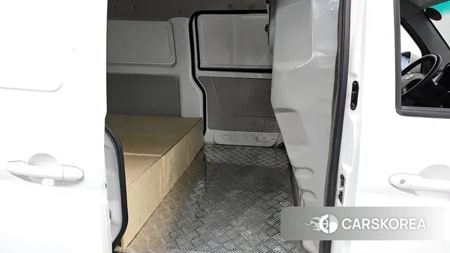 Other imported cars Other 2023 Белый из Кореи, фото 3