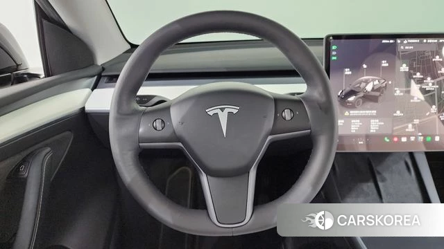 Tesla Model Y 2023 Черный из Кореи, фото 3