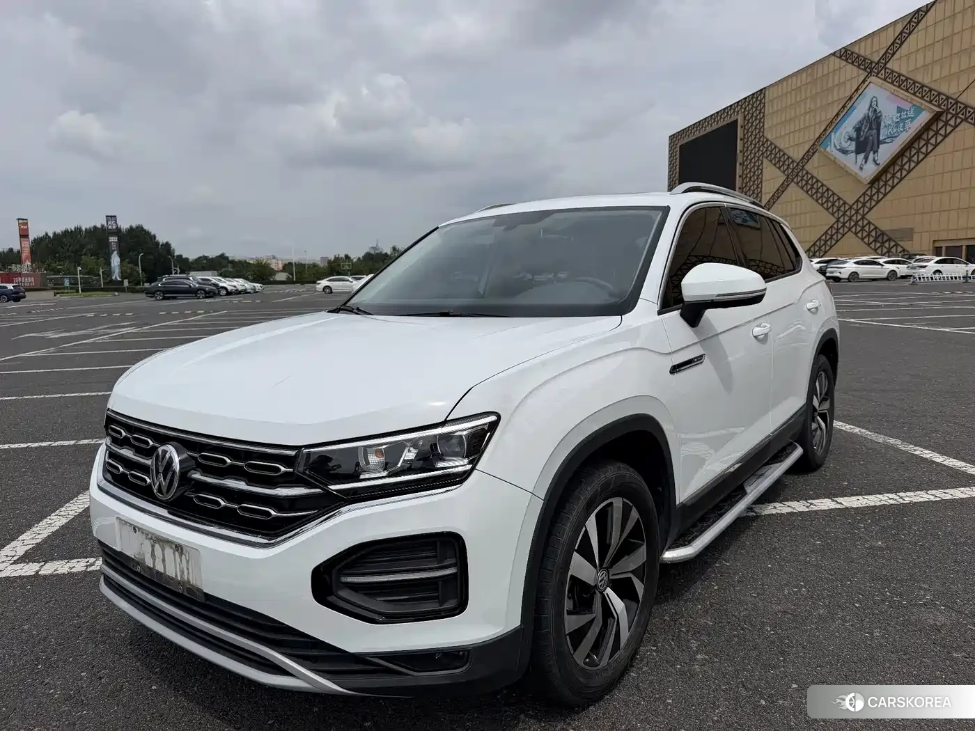 Volkswagen Tayron 2023 Белый из Китая, фото 3