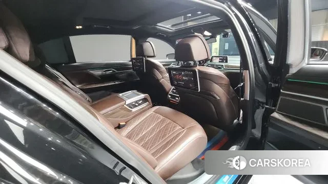 BMW 7 Series (G11) 2020 Черный из Кореи, фото 3