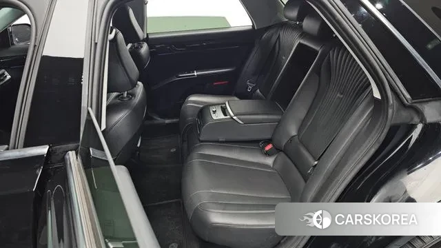 Hyundai Grandeur Hybrid (GN7) 2023 Черный из Кореи, фото 3