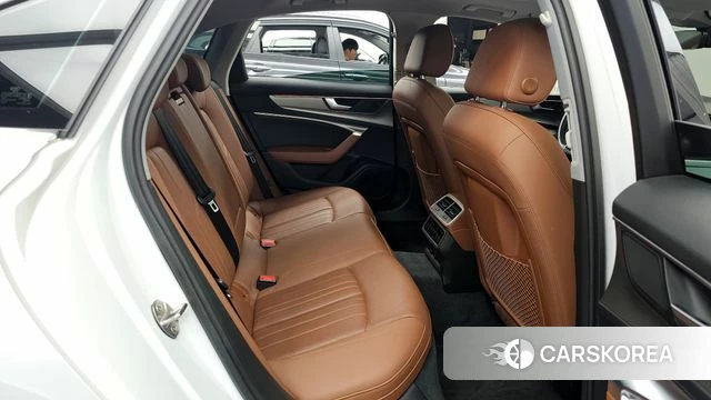 Audi A6 (C8) 2020 Белый из Кореи, фото 3