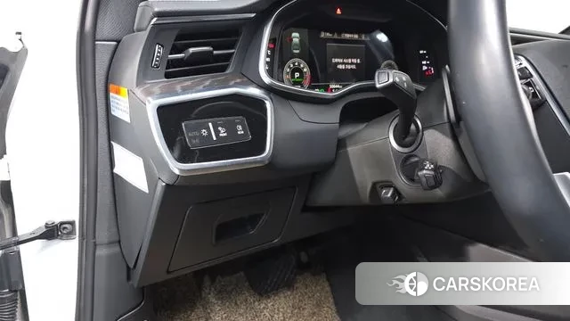 Audi A6 (C8) 2021 Белый из Кореи, фото 3