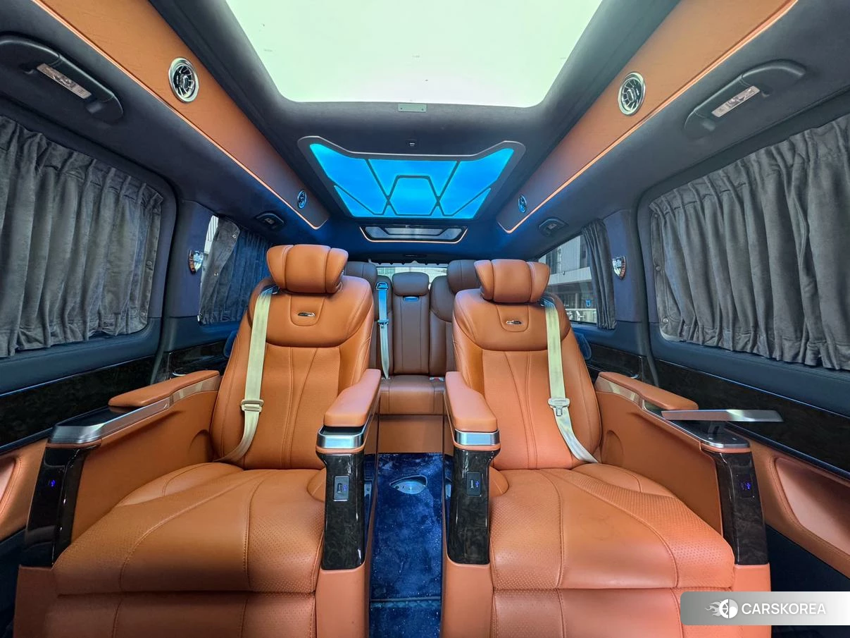 Mercedes-Benz V-class 2022 Черный из Китая, фото 3