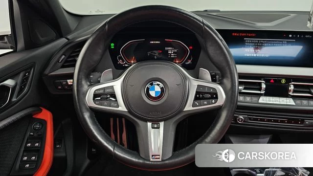 BMW 1 Series (F40) 2021 Белый из Кореи, фото 3