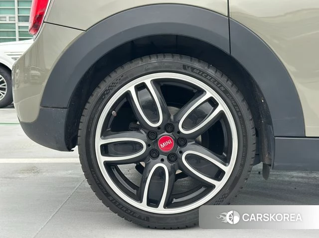 Mini Cooper D 2019 Песочный из Кореи, фото 3