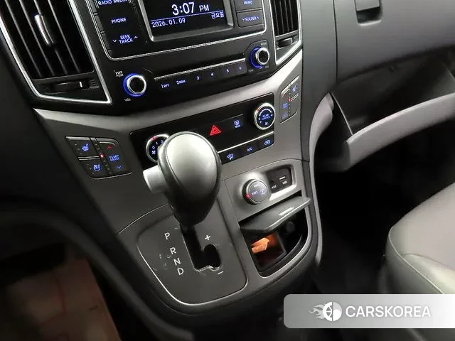 Hyundai The New Grand Starex 2018 Серебряный из Кореи, фото 3