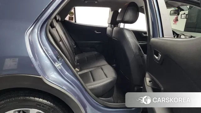 Kia Stonic 2020 Синий из Кореи, фото 3