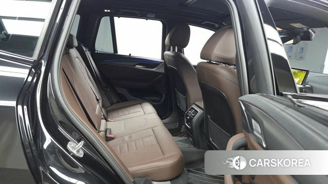 BMW X3 (G01) 2024 Черный из Кореи, фото 3