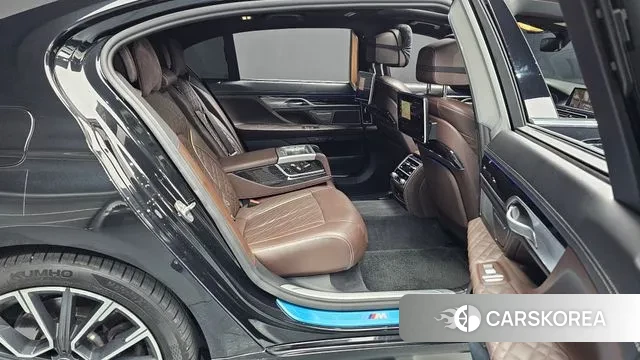 BMW 7 Series (G11) 2020 Черный из Кореи, фото 3