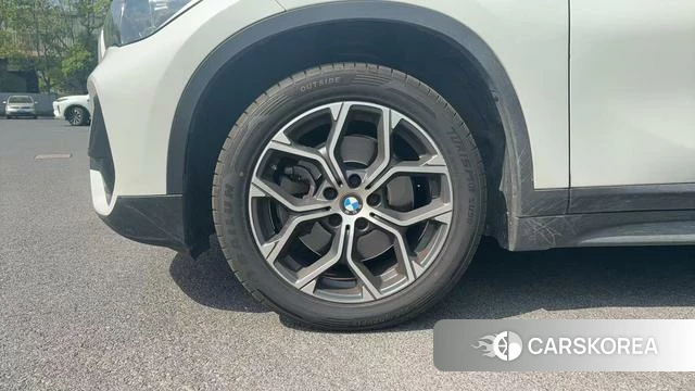 BMW X1 2021 Белый из Китая, фото 3