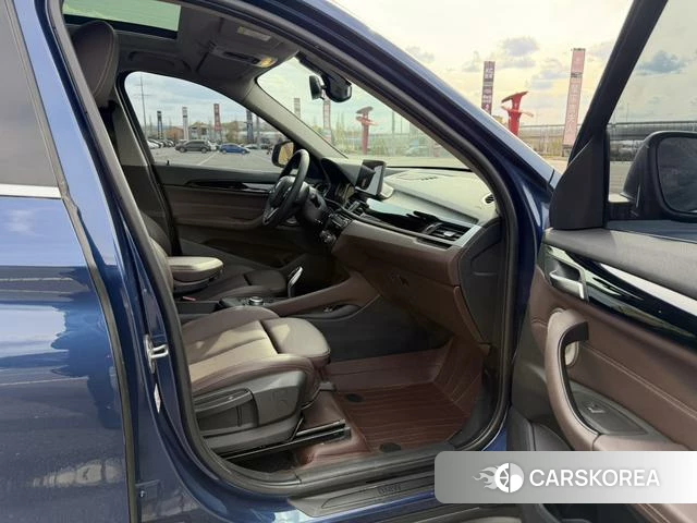 BMW X1 2021 Синий из Китая, фото 3
