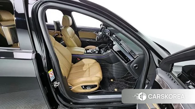 Audi A8 (D5) 2021 Черный из Кореи, фото 3