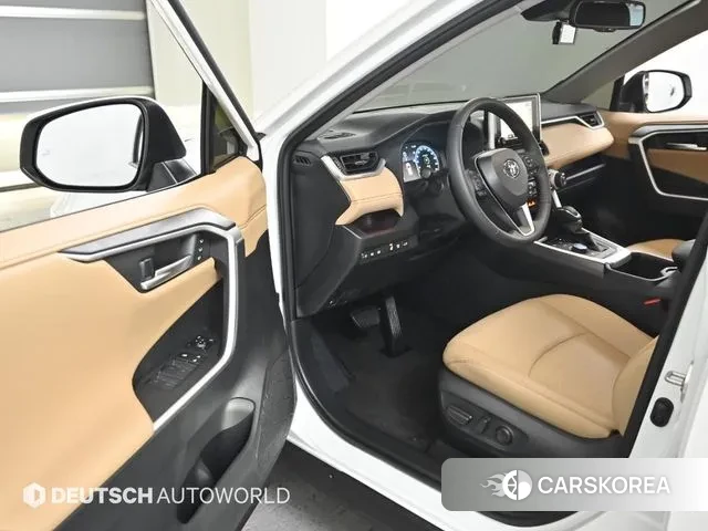 Toyota RAV4 5th Generation 2025 Белый из Кореи, фото 3