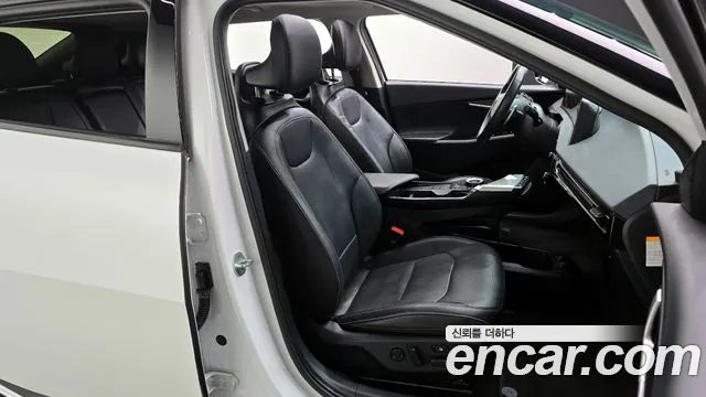 Kia EV6 2022 Белый из Кореи, фото 3