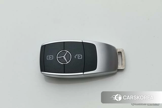Mercedes-Benz Class B 2022 Белый из Китая, фото 3