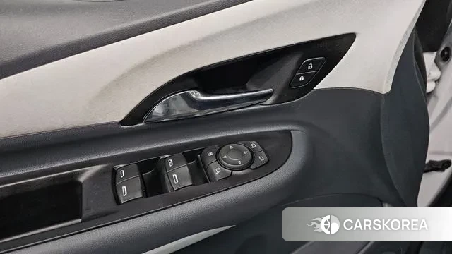 Chevrolet (GM Daewoo) Bolt EV 2021 Белый из Кореи, фото 3