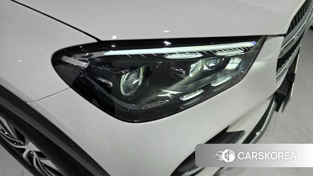 Mercedes-Benz GLE-Class W167 2026 Белый из Кореи, фото 3