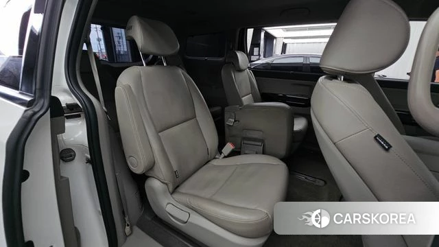 Kia The New Carnival 2018 Белый из Кореи, фото 3