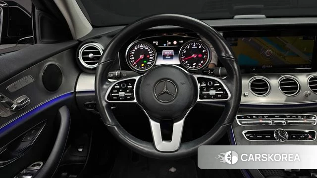 Mercedes-Benz E-Class W213 2020 Белый из Кореи, фото 3