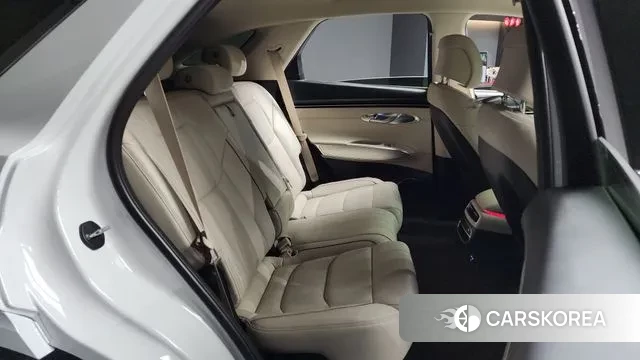 Genesis GV70 2022 Белый из Кореи, фото 3