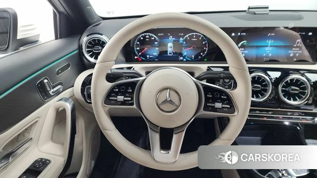 Mercedes-Benz A-Class W177 2022 Белый из Кореи, фото 3