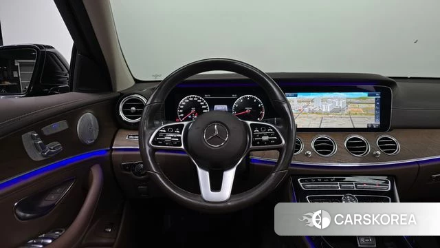 Mercedes-Benz E-Class W213 2019 Черный из Кореи, фото 3
