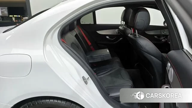 Mercedes-Benz C-Class W205 2019 Белый из Кореи, фото 3