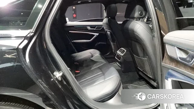 Audi A6 (C8) 2020 Черный из Кореи, фото 3