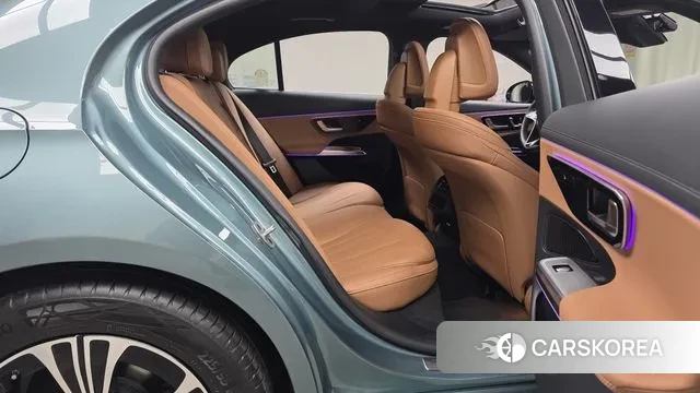 Mercedes-Benz E-Class W214 2025 Небесно-голубой из Кореи, фото 3