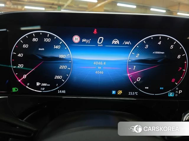 Mercedes-Benz E-Class W214 2025 Белый из Кореи, фото 3
