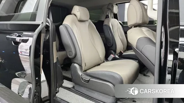 Kia The New Carnival 4th Generation 2025 Черный из Кореи, фото 3