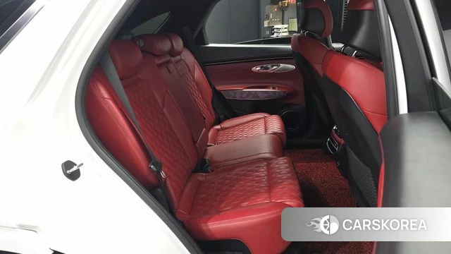 Genesis GV70 2022 Белый из Кореи, фото 3