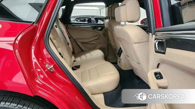 Porsche Macan 2023 Красный из Кореи, фото 3