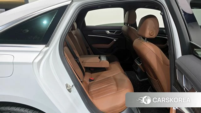 Audi A6 (C8) 2020 Белый из Кореи, фото 3