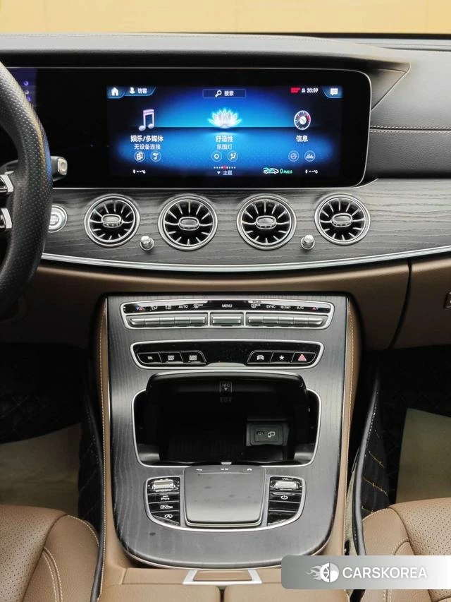 Mercedes-Benz E-class 2023 Черный из Китая, фото 3