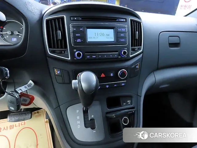 Hyundai The New Grand Starex 2019 Серебристо-серый из Кореи, фото 3