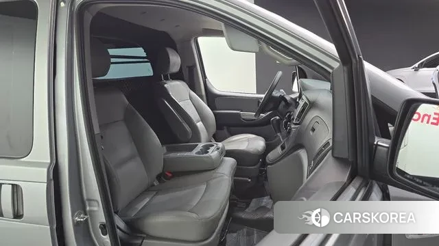 Hyundai The New Grand Starex 2018 Серебряный из Кореи, фото 3