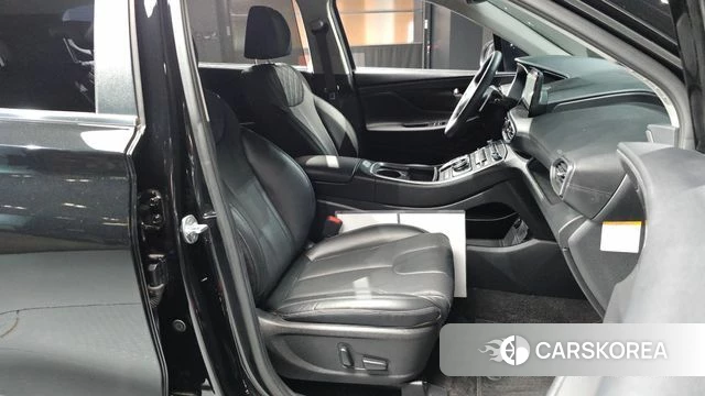 Hyundai The New Santa Fe 2022 Черный из Кореи, фото 3