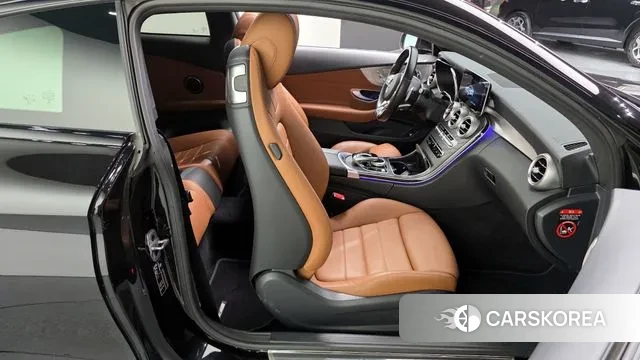 Mercedes-Benz C-Class W205 2021 Черный из Кореи, фото 3