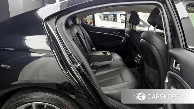 Genesis The New G70 2023 Черный из Кореи, фото 3