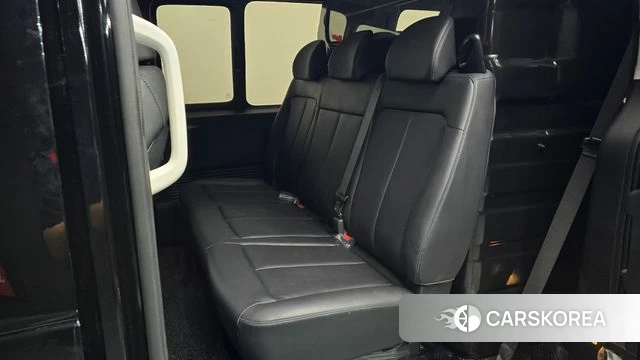 Hyundai Staria 2023 Черный из Кореи, фото 3