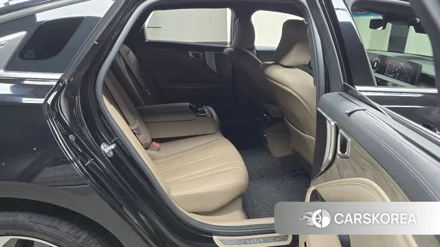 Kia K8 Hybrid 2022 Черный из Кореи, фото 3