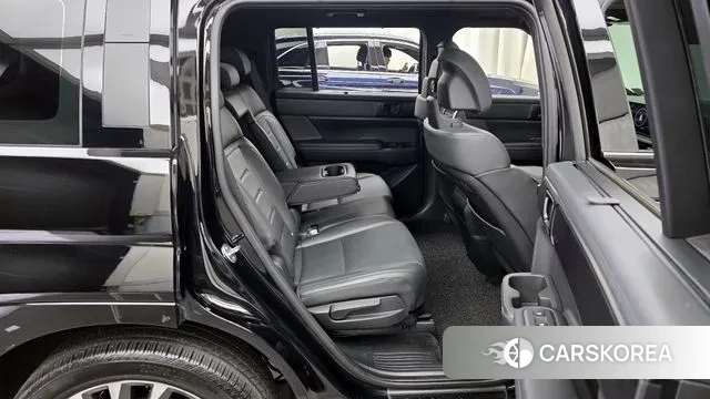 Hyundai Santa Fe (MX5) 2023 Черный из Кореи, фото 3