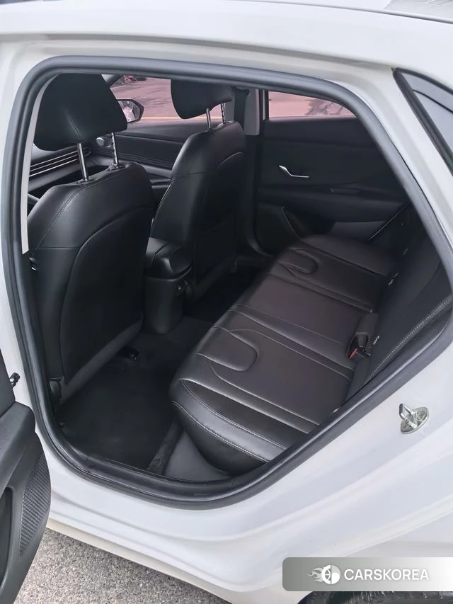 Hyundai Elantra 2021 Белый из Китая, фото 3
