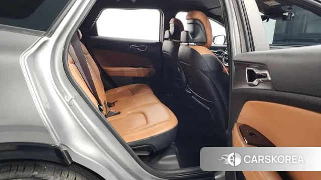 Kia Sportage 5th Generation 2021 Серебристо-серый из Кореи, фото 3