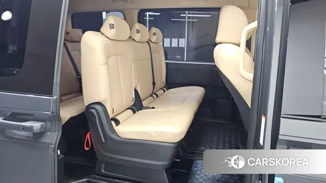 Hyundai Staria 2024 Серый из Кореи, фото 3