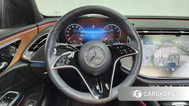 Mercedes-Benz E-Class W214 2024 Белый из Кореи, фото 3