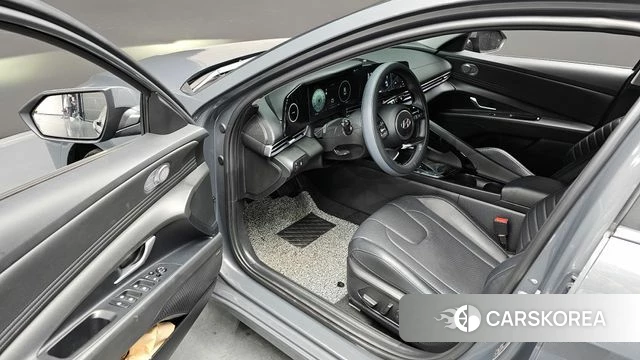 Hyundai The New Avante (CN7) 2023 Серый из Кореи, фото 3